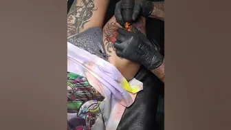 Sexy lady bring her stunning koi fish tattoo to life