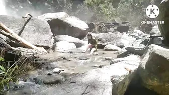 Explore Air Terjun di Tengah Hutan Panorama indah Jauh di Sana #10