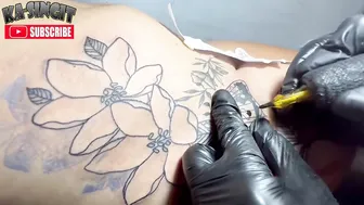 The Incredible Impact of Butterfly and Flower Tattoos on the Thigh #8