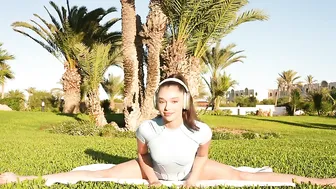 Sunny Yoga With Mirra | Connecting With Nature ♥️♥️♥️♥️ #contortion#stretching#yoga #3