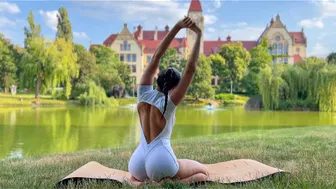 Real Time | Wonderful Yoga Flow in The Park | Deep Relaxation with Mirra #yoga#contortion#stretching