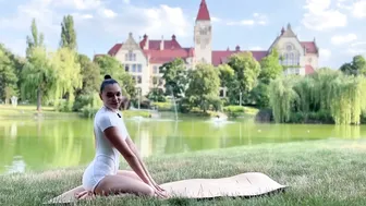 Real Time | Wonderful Yoga Flow in The Park | Deep Relaxation with Mirra #yoga#contortion#stretching #8