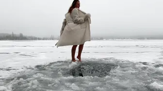 December, +1, swimming in ice water, закаливание, моржевание #3