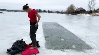 09.01.2022, закаливание, моржевание с компанией, ice swimming #4