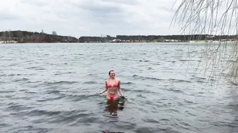 April. Swimming in cold water. Моржевание, закаливание ♥️♥️ #8