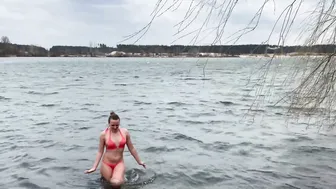 April. Swimming in cold water. Моржевание, закаливание ♥️♥️ #9