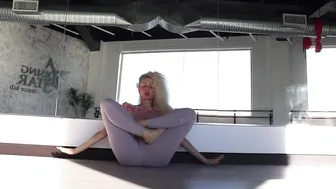 Yoga and Stretching Art — Morning Stretching Flow #5