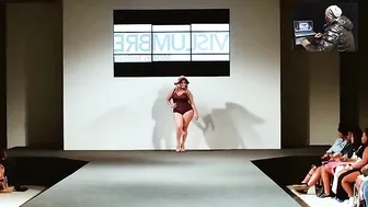 Women's Plus Size Swimwear Fashion Show Felt Like a Celebration of Self-Love #3