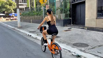 ANDANDO DE BICICLETA EM SÃO PAULO ????????