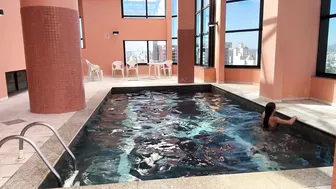 BRINCANDO COM MINHA AMIGA NA PISCINA #6