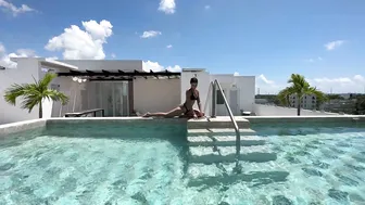 YOGA DE BIQUÍNI NA PISCINA DO MÉXICO #8