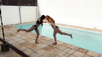 TREINO DE BIQUÍNI NA PISCINA COM MINHA AMIGA #5