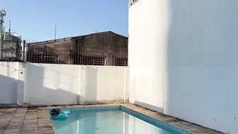 BANHO DE SOL NA PISCINA NO BRASIL #5