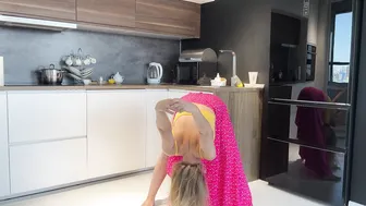 Leg stretching and workout in the kitchen #2