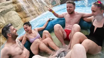 ♥️♥️ DARE TO TRY? Zoomerango Water Slide at World's BIGGEST Water Park Aquaventure Waterpark in Dubai #8