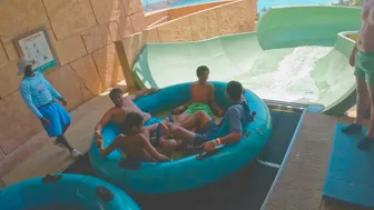 Would YOU TRY Family Water Slide Zoomerango at BIGGEST Water Park Aquaventure in Dubai?