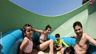 Would YOU TRY Family Water Slide Zoomerango at BIGGEST Water Park Aquaventure in Dubai? #7