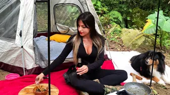 SOLO CAMPING - Brazilian GIRL COLLECTING forest MUSHROOMS and cooking - ASMR #9