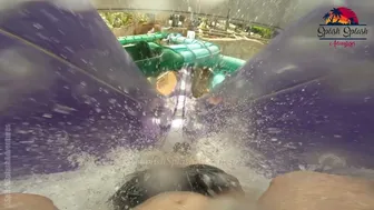 Would You Try This DANGEROUS Water Slide at Dubai Aquaventure Water Park? Blackout Waterslide