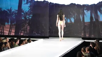 Kali Sol Full Show In Slow Motion / New York Fashion Week #10