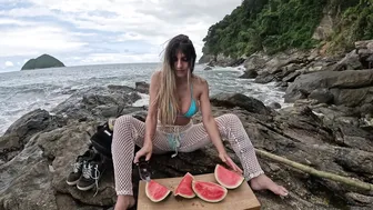 ASMR BRAZILIAN GIRL SOLO RELAXING ON THE BEACH #9