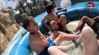 Would You Try This DANGEROUS Family Water Slide at Dubai Aquaventure Water Park? №2 #9