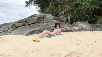 ASMR YOUNG GIRL ENJOYING THE BEACH DAY SOLO #9