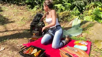 ASMR SOLO CAMPING - Brazilian girl relaxing and cooking in nature #7