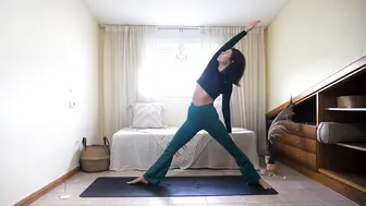 Evening Workout Routine: Quick 1-Minute Basics for Beginnerswith Coco Yoga #8