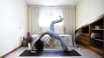 Full Moon Inner Harmony: Energize Your Day with Home Yoga ♥️♥️with Banana Yoga #4