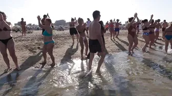 ITALY 4K60 Beach Walk, RIMINI, Dancing and Party on the Beach with Bikini Beach Walk #10