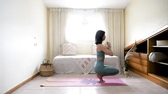 Surprising Benefits of Shoulder Stretching in Home Yoga Practice with CoCo Yoga! #2