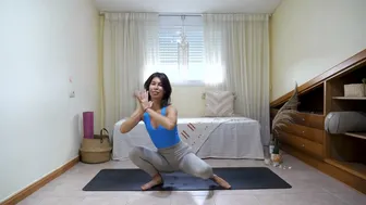 3 Simple Yoga Leg Workouts for a Healthier and More Relaxing Lifestyle with CoCo Yoga!