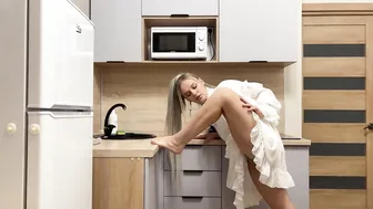 Leg stretching and workout in the kitchen №2 #4