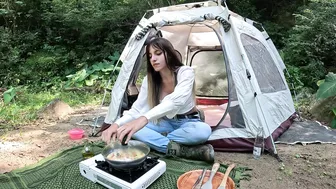 ASMR CAMPING BRAZILIAN GIRL (Cooking and BEACH) 4K #5