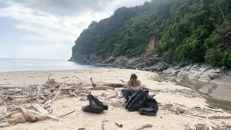 ASMR GIRL COLLECTING WOOD and CLEANING THE BEACH #4