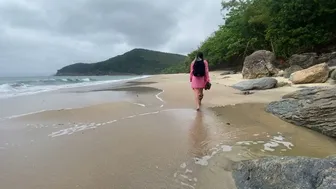 BRAZILIAN GIRL ON A SECRET BEACH - ASMR