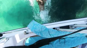 Cap'n lands 112lb catch - MERMAIDS are real-ish - Sailing and Fun #8