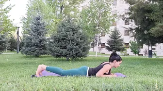 Yoga next to the garden brings a sense of relaxation, Coco yoga, basic practice #2