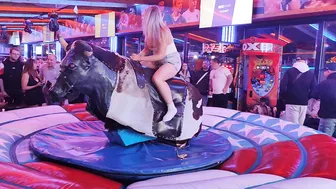 Mechanical bull riding February 28th 2024 made in Spain ♥️♥️♥️♥️♥️♥️ #2