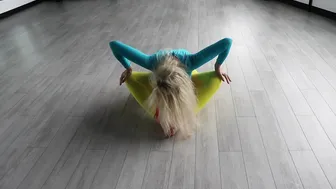 Stretching and Gymnastics — Splits with Yoga Band #2