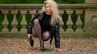 Pantyhose Photoshoot in Central Park