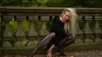 Pantyhose Photoshoot in Central Park #10