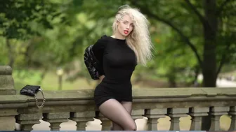 Pantyhose Photoshoot in Central Park #8