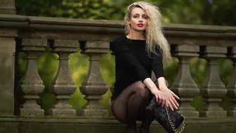 Pantyhose Photoshoot in Central Park #9