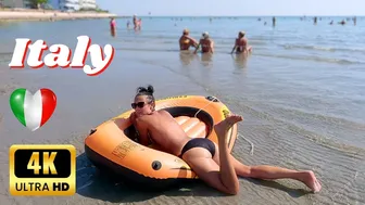 BIKINI BEACH 4K????Italy, GRADO, Island of the Sun, Lovely Resort near Venice with Bikini Beach Walk