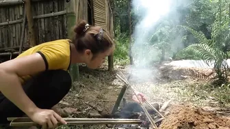 Full Video: Solo Bushcraft & Camping, Build Simple Shelter Tent - LIVING OFF GRID - Free life #6