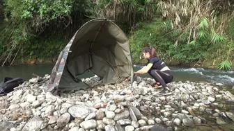 FULL VIDEO: Solo Bushcraft & Camping Fishing Relax in the Wild, Enjoy the free life. LIVING OFF GRID