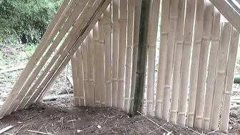 Solo bushcraft & Camping | Build a complete and warm survival shelter | A hut made of bamboo Ep05 #8