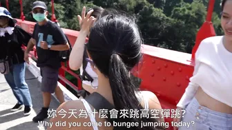 穿比基尼高空彈跳♥️♥️Bikini Bungee Jumping #3